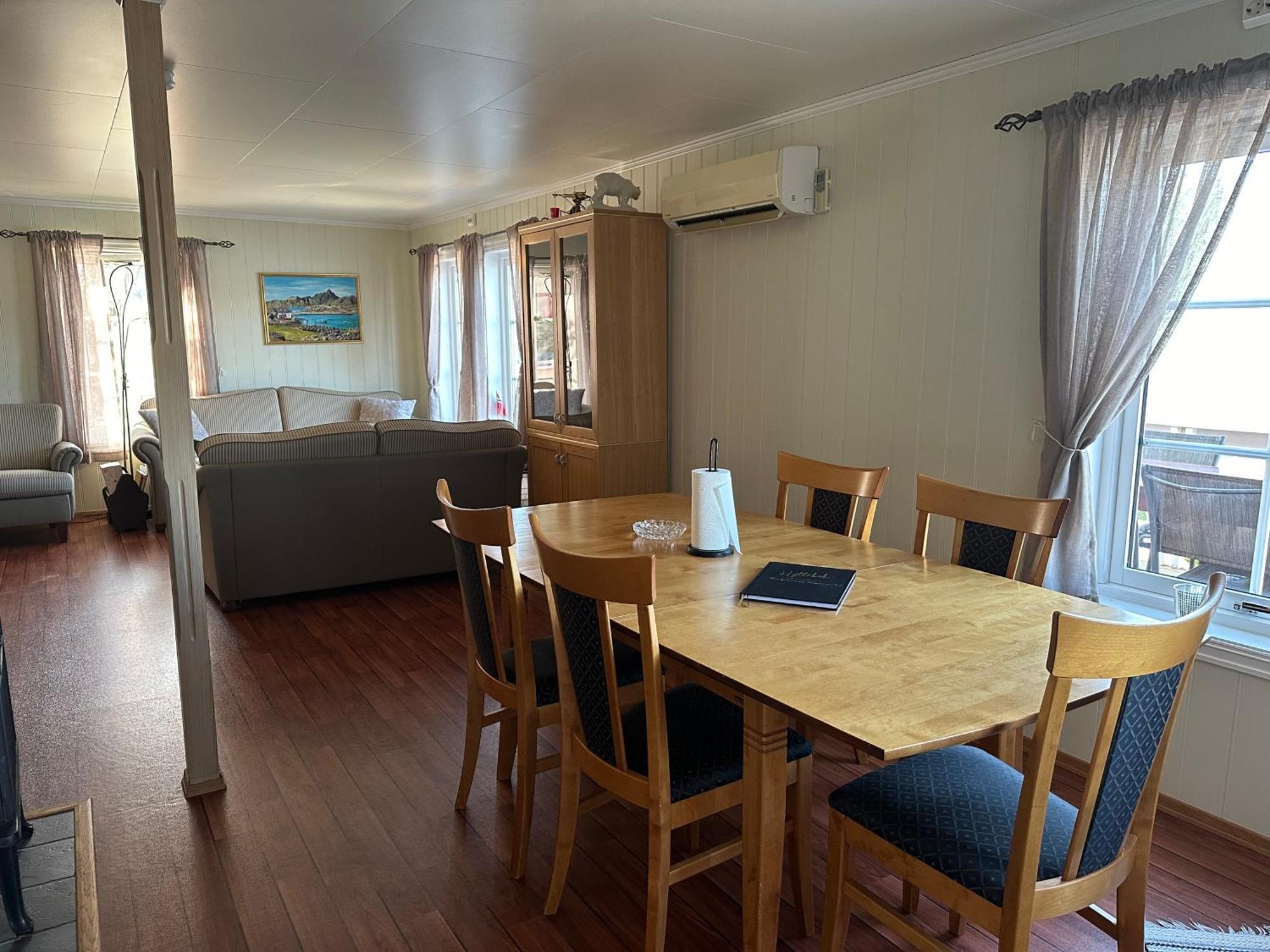 Villa Cozy House By The Sea Tofta Esterno foto
